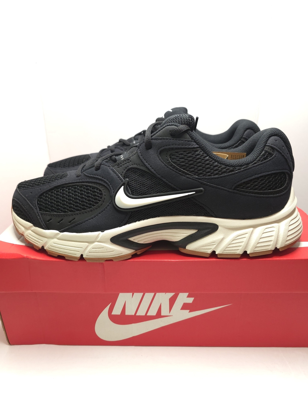Nike V5 RNR Men's Size 12 II6292-004 Black Running Shoes Brand New In Box